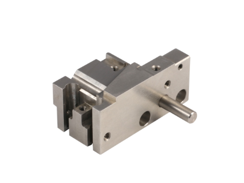 What is a machining center? What is a CNC machining center?