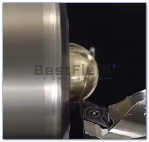 Spheres machined by lathe